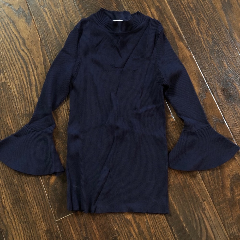 navy blue tight fit light sweater